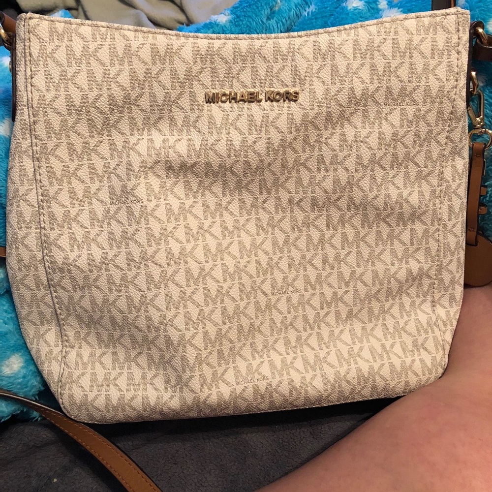 MK purse